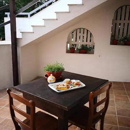 Bed & Breakfast Monacis