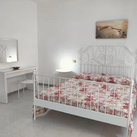 Alojamento de Acomodação e Pequeno-almoço Monacis 3*